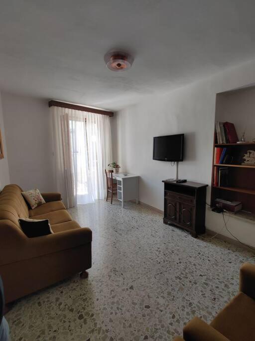 Casa Vacanza Pacentro エクステリア 写真
