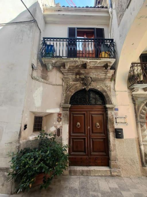 Casa Vacanza Pacentro エクステリア 写真