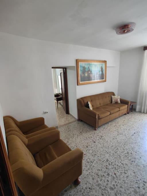 Casa Vacanza Pacentro エクステリア 写真
